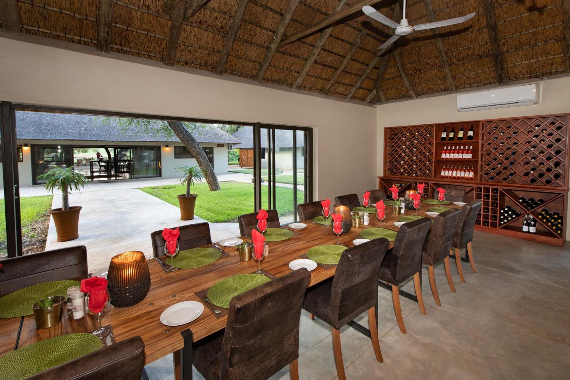 שמורת טבע קלאזירי Senalala Safari Lodge מראה חיצוני תמונה