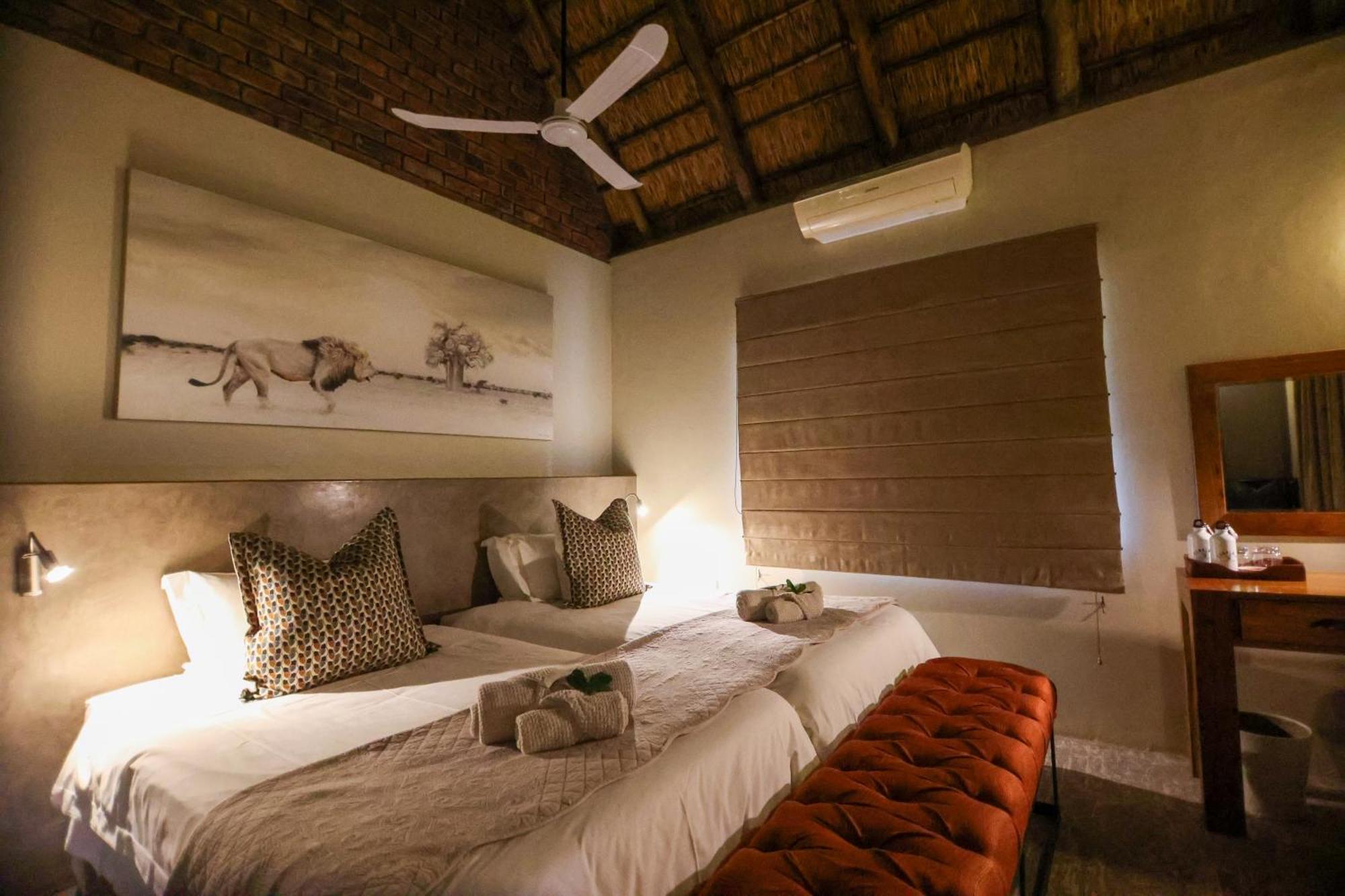 שמורת טבע קלאזירי Senalala Safari Lodge מראה חיצוני תמונה